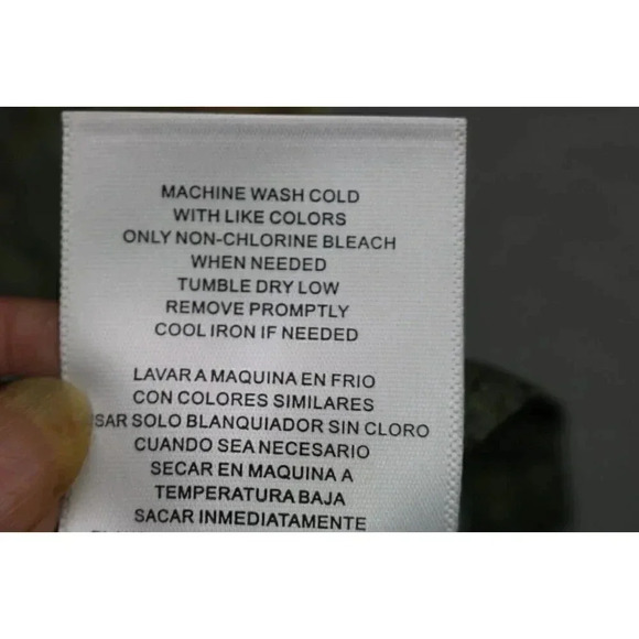 Mossy Oak Tabbed Sleeves Men's Dressy Button Up Silky Camo Shirt-Size Medium - Picture 8 of 10